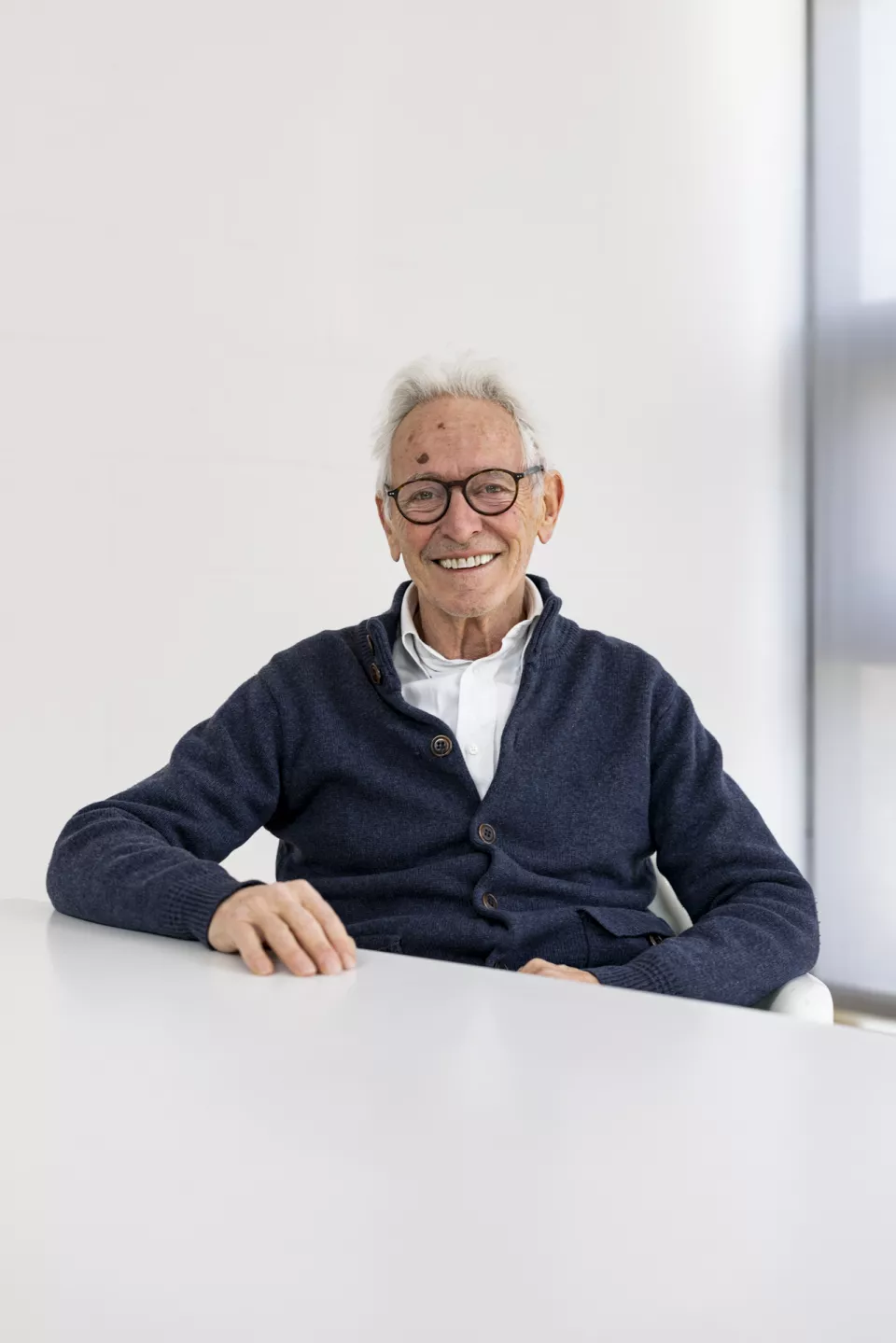 item.image?.alt || ''