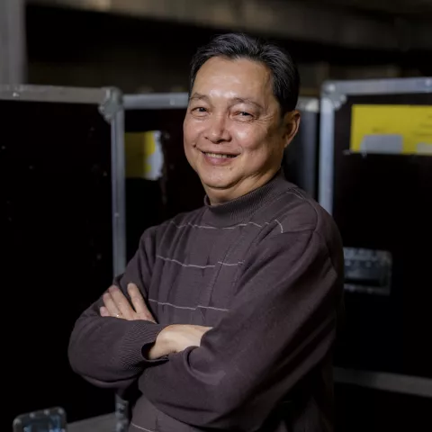 item.cover?.alt || ''