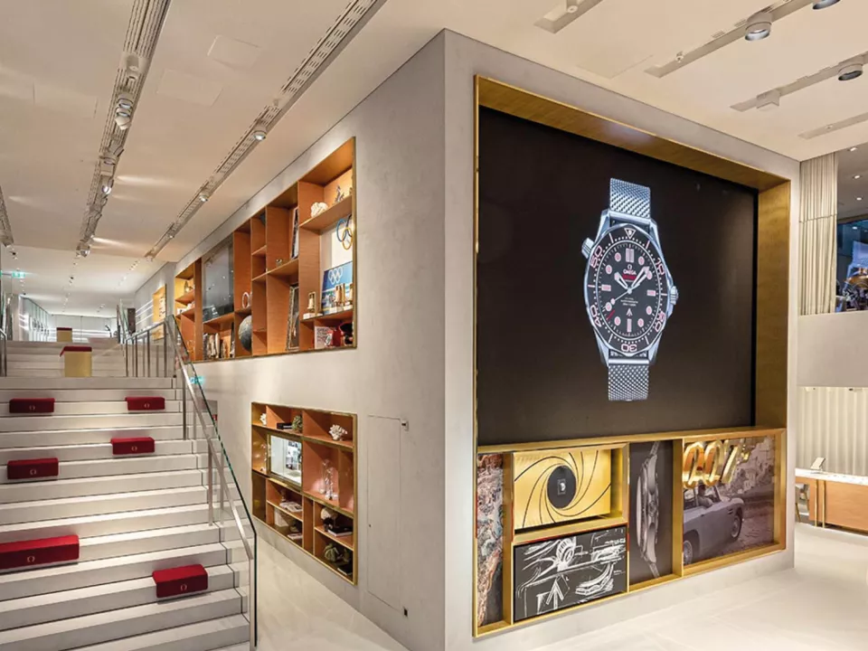 item.image?.alt || ''